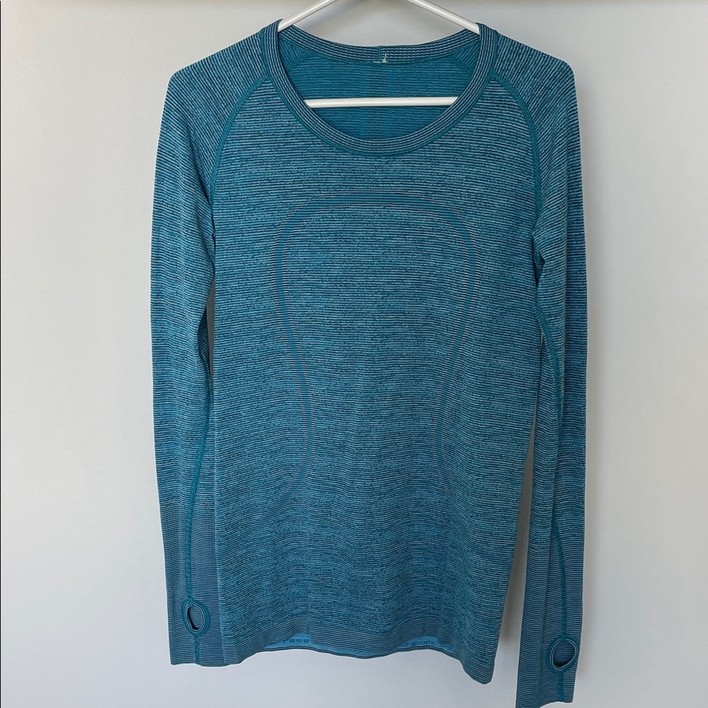 Lululemon Athletica Teal Long Sleeve Top